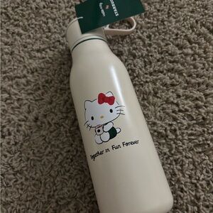 LIMITED EDITION Hello Kitty X Starbucks Water Bottle